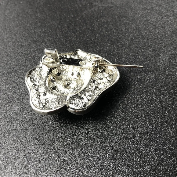 Vintage Flower Brooch Romantic Floral Rhinestone Cluster Silver Tone Pin - Picture 5 of 8